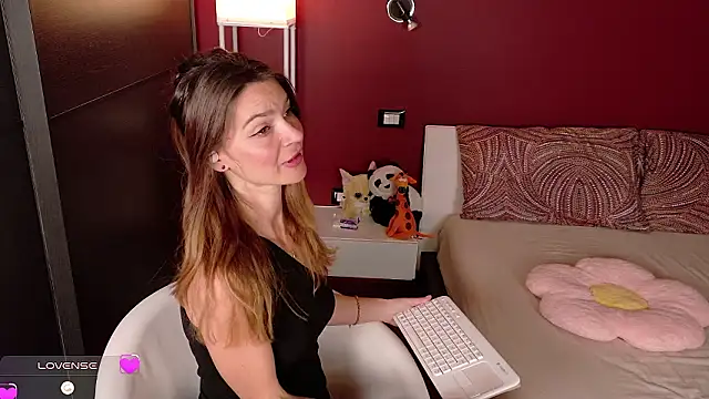 sexy blondegirl online show from 03/06/26, 02:35