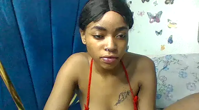 Snapshot of _crystal_princesss chatting on 12/11/24, 01:37 crystal princesss online show from 12/11/24, 01:37