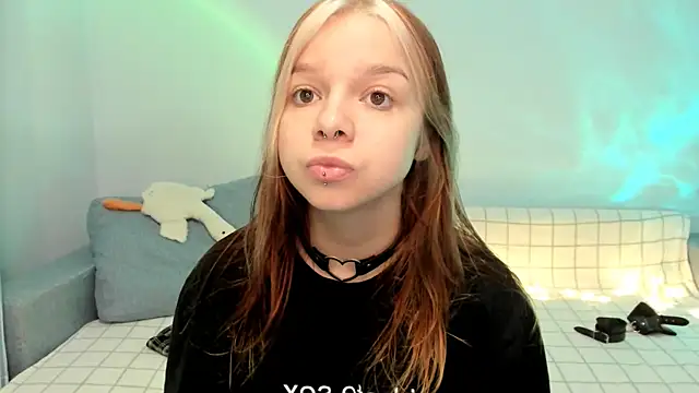 crystal lilith online show from 12/07/24, 06:21