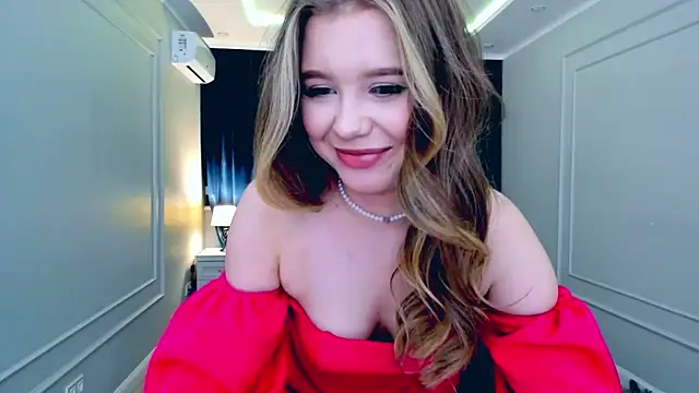 FollowLovee online show from 03/18/25, 06:04