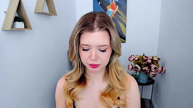 FollowLovee online show from 02/23/26, 07:33