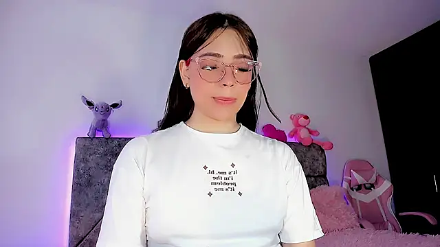 Snapshot of Valentina_Alba chatting on 12/27/24, 01:39 Valentina Alba online show from 12/27/24, 01:39