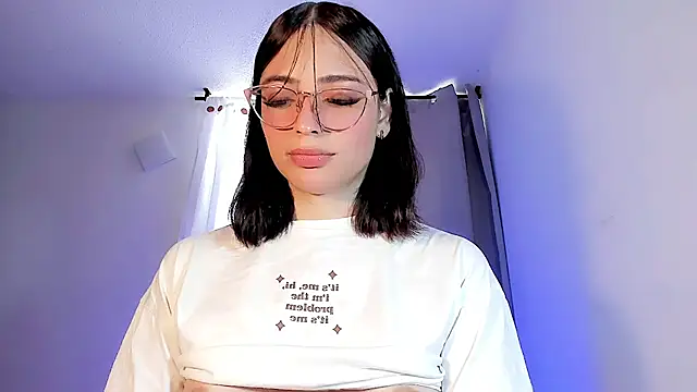 Snapshot of Valentina_Alba chatting on 03/21/25, 09:56 Valentina Alba online show from 03/21/25, 09:56