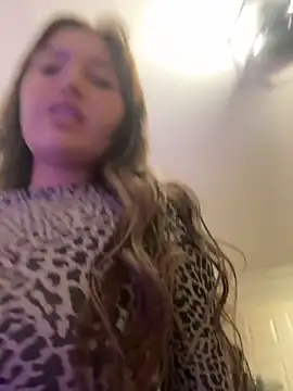 Snapshot of yaprakmericc chatting on 09/20/25, 12:00 yaprakmericc online show from 09/20/25, 12:00