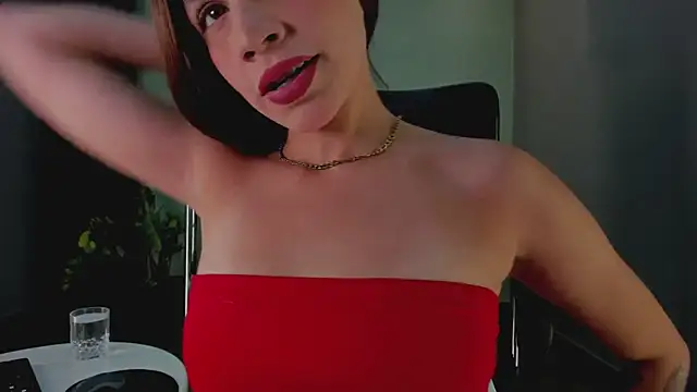 LynnSam  online show from 02/05/25, 12:42