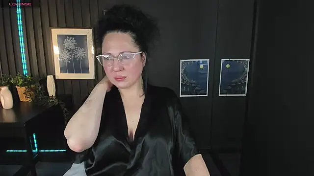 Snapshot of Anita_Muse chatting on 01/04/25, 01:42 Anita Muse online show from 01/04/25, 01:42