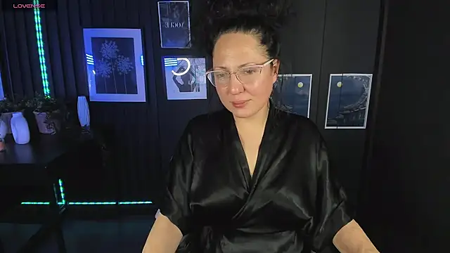 Snapshot of Anita_Muse chatting on 01/04/25, 10:55 Anita Muse online show from 01/04/25, 10:55