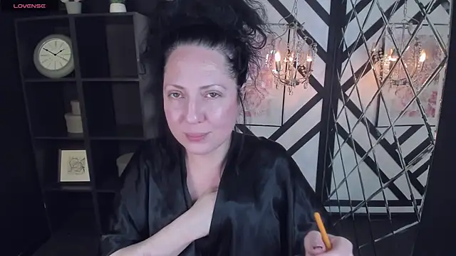 Snapshot of Anita_Muse chatting on 01/06/25, 12:05 Anita Muse online show from 01/06/25, 12:05