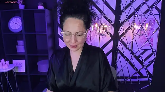 Snapshot of Anita_Muse chatting on 01/11/25, 12:01 Anita Muse online show from 01/11/25, 12:01