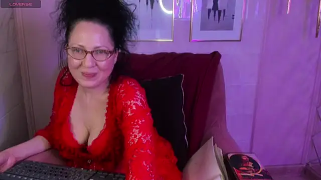 Snapshot of Anita_Muse chatting on 02/14/25, 04:41 Anita Muse online show from 02/14/25, 04:41
