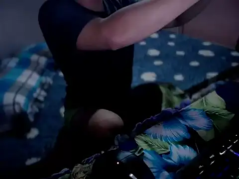 Snapshot of Cloudycockcare chatting on 10/08/25, 05:10 Cloudycockcare online show from 10/08/25, 05:10