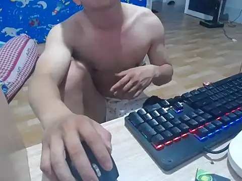 Snapshot of Cloudycockcare chatting on 03/27/26, 12:05 Cloudycockcare online show from 03/27/26, 12:05