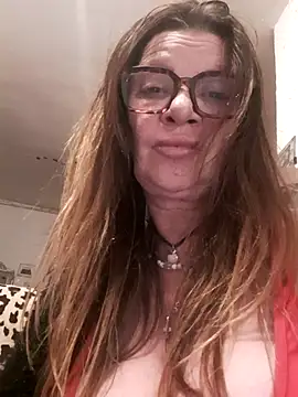 gildamilf online show from 11/22/25, 11:59