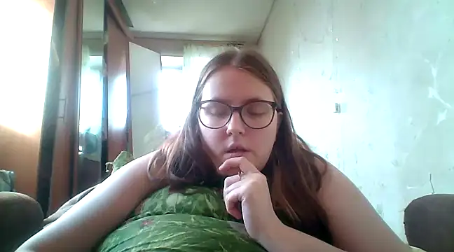 DesireMelissa online show from 02/21/25, 11:55