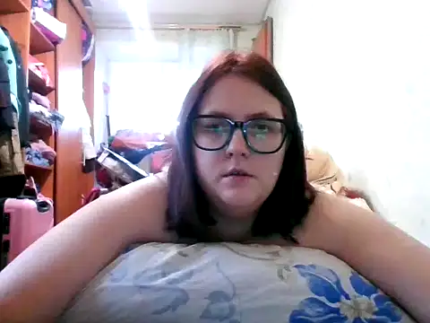 DesireMelissa online show from 10/21/25, 05:19