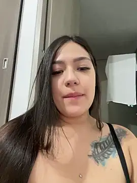 Latina vanessa online show from 12/19/25, 11:34