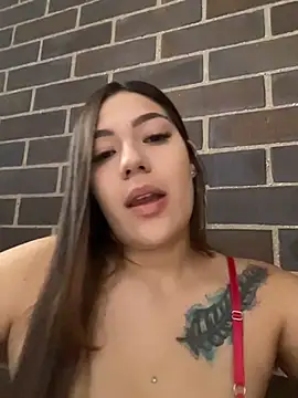 Latina vanessa online show from 06/25/26, 12:53