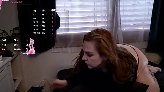 Big Beautiful MILF online show from 09/18/25, 12:51