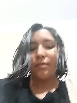 Snapshot of Zetrionn chatting on 02/25/25, 02:58 Zetrionn online show from 02/25/25, 02:58