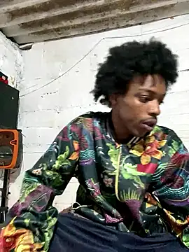 Larry-n-clouds online show from 12/21/25, 02:19