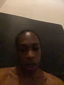 Larry-n-clouds online show from 06/14/26, 06:43