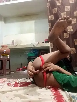 UrvashiRani online show from 05/04/26, 02:13