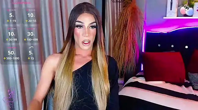 Snapshot of camila_hootie chatting on 03/03/25, 07:10 camila hootie online show from 03/03/25, 07:10