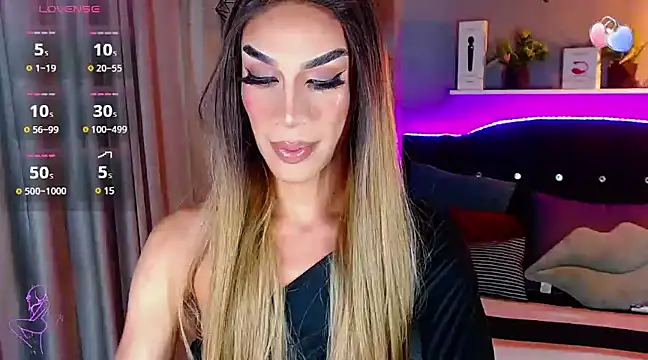 Snapshot of camila_hootie chatting on 03/05/25, 03:08 camila hootie online show from 03/05/25, 03:08