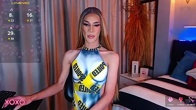 Snapshot of camila_hootie chatting on 11/02/25, 07:27 camila hootie online show from 11/02/25, 07:27