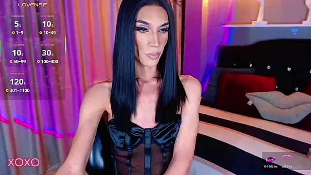 Snapshot of camila_hootie chatting on 11/14/25, 08:40 camila hootie online show from 11/14/25, 08:40