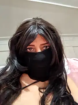 Snapshot of Rozittaa chatting on 12/13/24, 04:16 Rozittaa online show from 12/13/24, 04:16