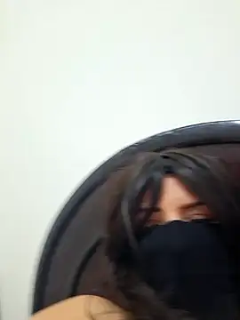 Snapshot of Rozittaa chatting on 12/27/24, 09:22 Rozittaa online show from 12/27/24, 09:22