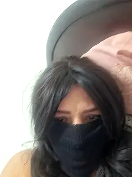 Snapshot of Rozittaa chatting on 12/28/24, 09:40 Rozittaa online show from 12/28/24, 09:40