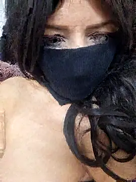 Snapshot of Rozittaa chatting on 02/05/25, 12:53 Rozittaa online show from 02/05/25, 12:53