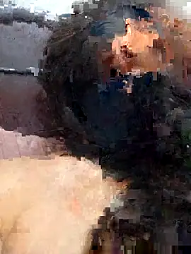 Snapshot of Rozittaa chatting on 02/13/25, 02:45 Rozittaa online show from 02/13/25, 02:45