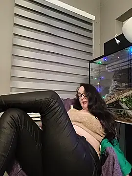 CamilleDesire online show from 11/19/25, 05:02