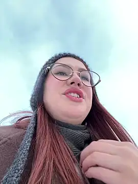 Snapshot of RinaCat chatting on 12/22/24, 05:34 RinaCat online show from 12/22/24, 05:34