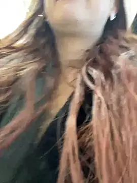 Snapshot of RinaCat chatting on 12/29/24, 05:42 RinaCat online show from 12/29/24, 05:42