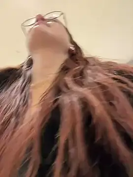 Snapshot of RinaCat chatting on 12/29/24, 08:44 RinaCat online show from 12/29/24, 08:44