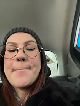 Snapshot of RinaCat chatting on 01/10/25, 05:26 RinaCat online show from 01/10/25, 05:26