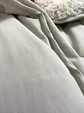 Snapshot of RinaCat chatting on 01/25/25, 08:21 RinaCat online show from 01/25/25, 08:21