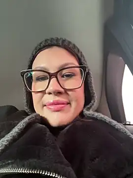 Snapshot of RinaCat chatting on 01/28/25, 05:22 RinaCat online show from 01/28/25, 05:22