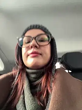 Snapshot of RinaCat chatting on 02/04/25, 05:31 RinaCat online show from 02/04/25, 05:31