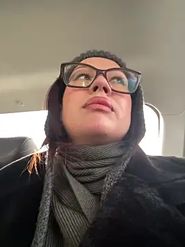 Snapshot of RinaCat chatting on 03/13/25, 05:22 RinaCat online show from 03/13/25, 05:22