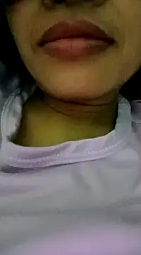 Snapshot of Hana_love20 chatting on 01/01/25, 07:52 Hana love20 online show from 01/01/25, 07:52
