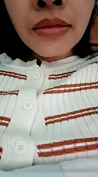 Snapshot of Hana_love20 chatting on 01/14/25, 08:31 Hana love20 online show from 01/14/25, 08:31