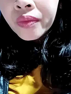Snapshot of Hana_love20 chatting on 02/19/25, 12:55 Hana love20 online show from 02/19/25, 12:55