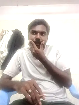 Snapshot of TamizhanKishwin7 chatting on 10/25/25, 10:56 TamizhanKishwin7 online show from 10/25/25, 10:56