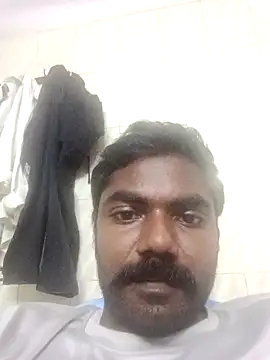 Snapshot of TamizhanKishwin7 chatting on 10/26/25, 12:11 TamizhanKishwin7 online show from 10/26/25, 12:11