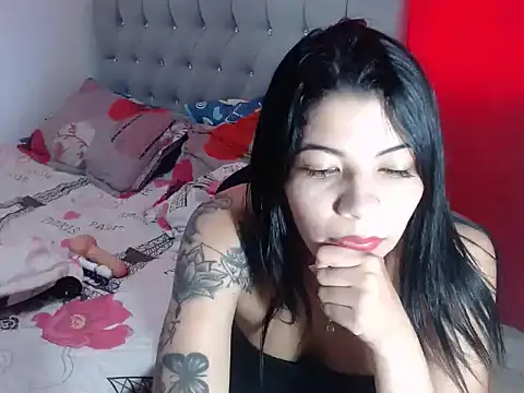 Snapshot of Georgina_Copper chatting on 01/07/25, 09:03 Georgina Copper online show from 01/07/25, 09:03